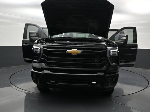 Used 2026 Chevrolet Silverado 3500 High Country w/ High Country Premium Package AWD/4WD image 38
