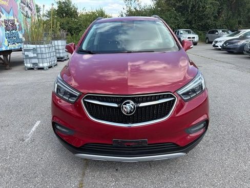Used 2017 Buick Encore Essence FWD image 2