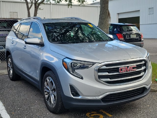 Used 2019 GMC Terrain SLT w/ Preferred Package FWD image 2