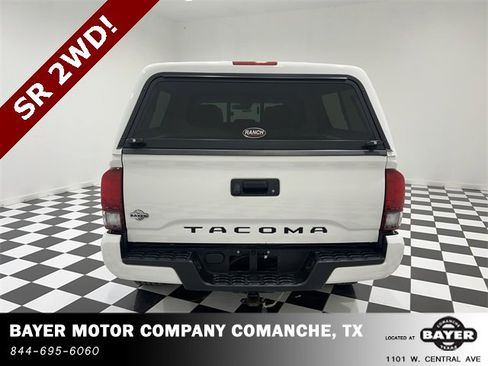 Used 2022 Toyota Tacoma SR image 4