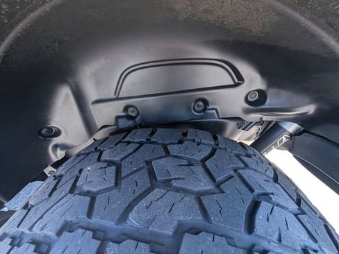 Used 2021 Jeep Wrangler Unlimited Sport AWD/4WD image 25
