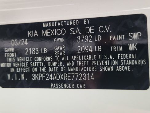 Used 2024 Kia Forte LXS w/ LXS Technology Package FWD image 33