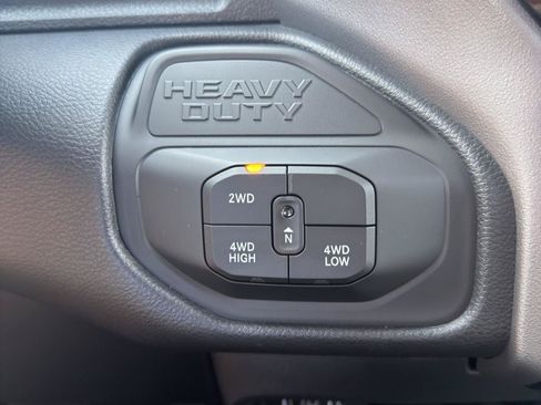 Used 2026 RAM 2500 Big Horn AWD/4WD image 31