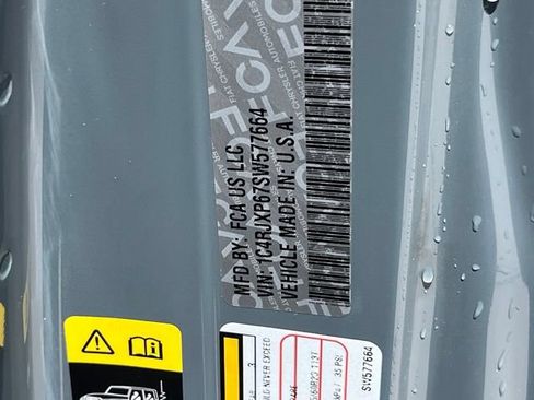 Certified 2025 Jeep Wrangler Unlimited Sahara w/ Safety Group AWD/4WD image 25