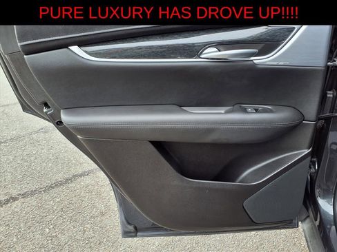 Used 2023 Cadillac XT5 Premium Luxury AWD/4WD image 7