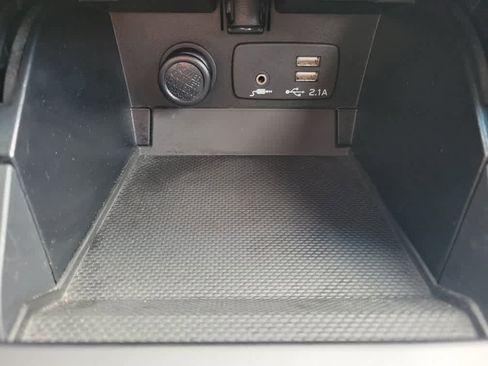 Used 2019 Subaru Legacy 2.5i Premium AWD/4WD image 18