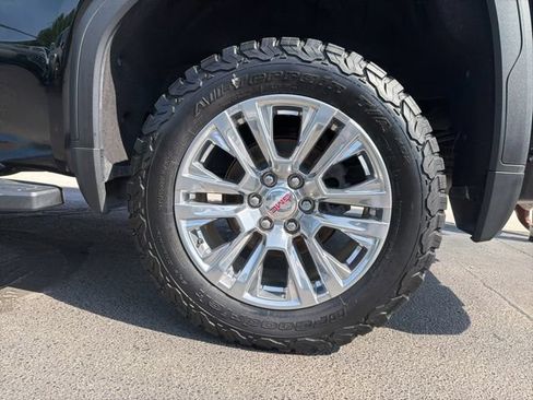 Used 2022 GMC Sierra 1500 Denali w/ Technology Package AWD/4WD image 35