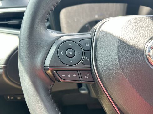 Used 2024 Toyota Corolla Cross AWD Hybrid w/ Moonroof Package image 15