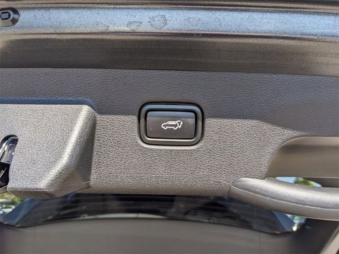 Certified 2025 Kia Sportage SX image 14