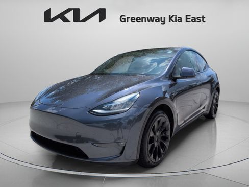 Used 2021 Tesla Model Y Long Range AWD/4WD image 10