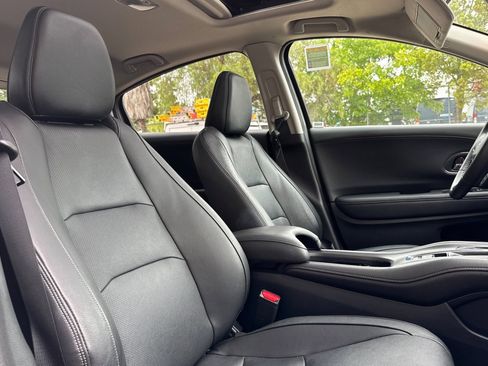 Used 2019 Honda HR-V EX-L image 29