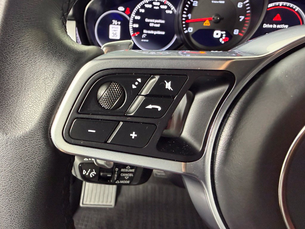 Certified 2023 Porsche Cayenne AWD/4WD image 28