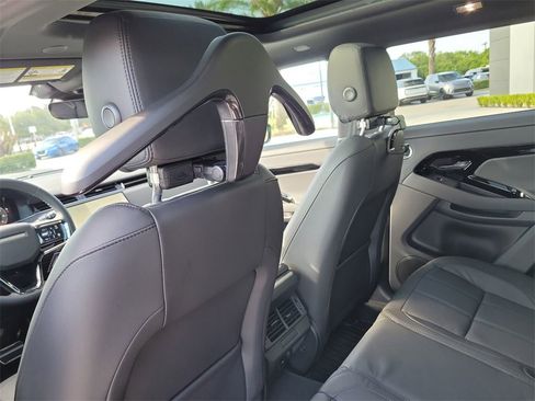 New 2026 Land Rover Range Rover Evoque Dynamic SE image 17