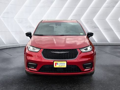 New 2026 Chrysler Pacifica Select image 9