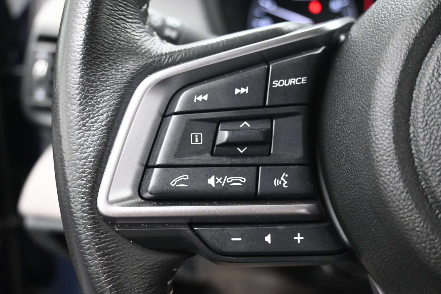 Certified 2025 Subaru Legacy Premium AWD/4WD image 24