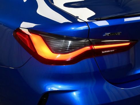 Used 2023 BMW 430i xDrive Coupe w/ M Sport Package image 81