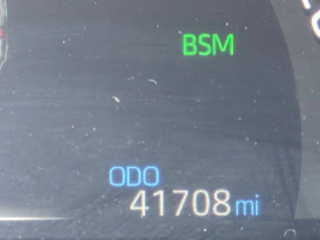 Used 2025 Toyota RAV4 XLE FWD image 25