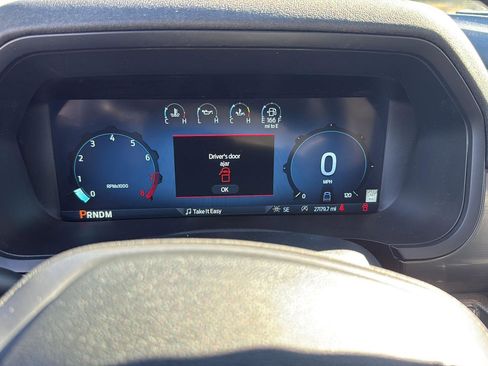 Used 2024 Ford F150 Lariat w/ FX4 Off-Road Package image 17