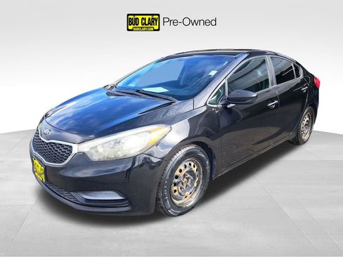 Used 2016 Kia Forte LX FWD image 1
