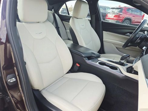 Used 2021 Cadillac CT4 Premium Luxury image 16