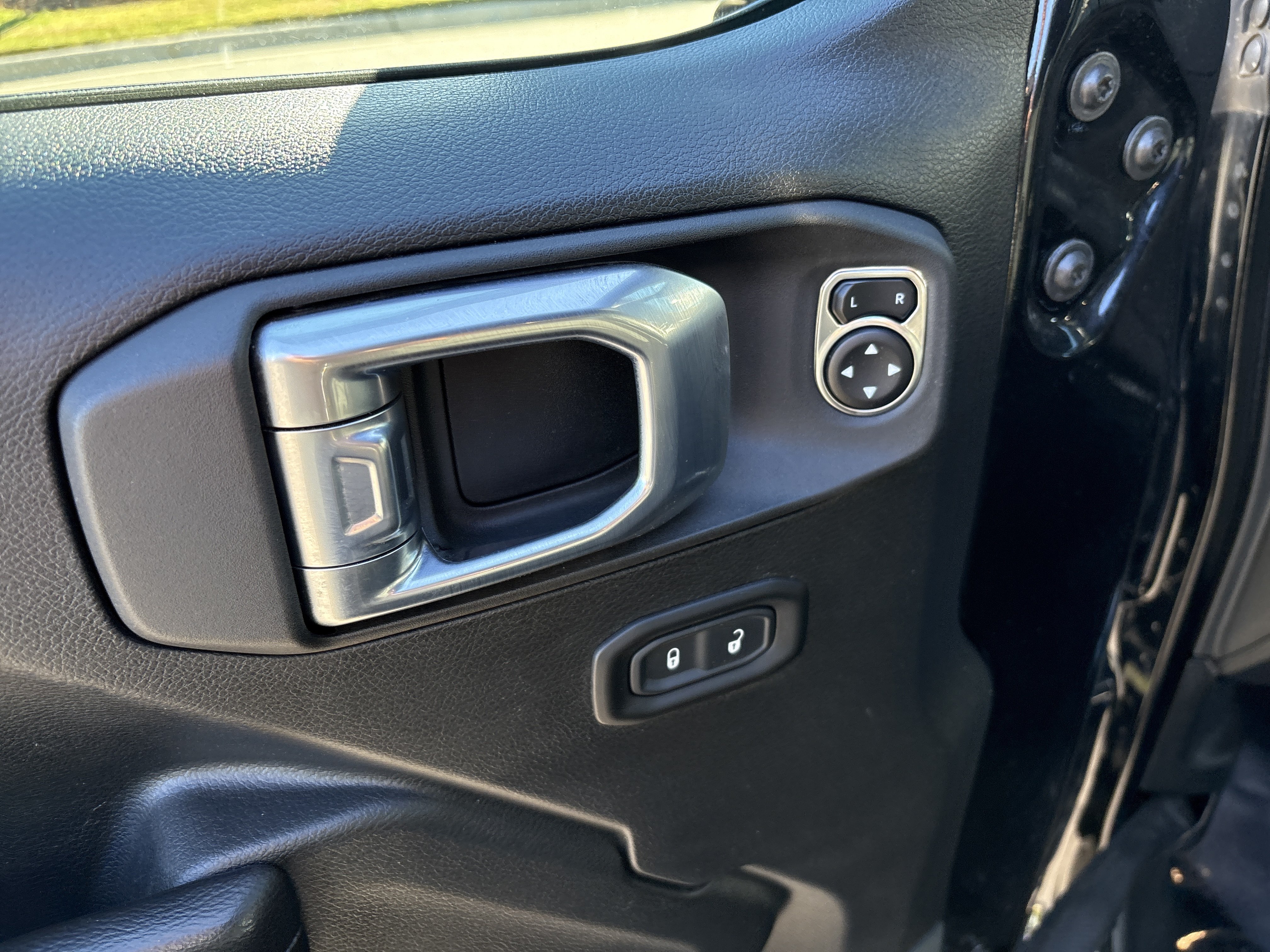 Used 2021 Jeep Wrangler Unlimited Sport AWD/4WD image 16