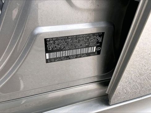 Used 2018 Lexus IS 300 w/ Comfort Package image 16