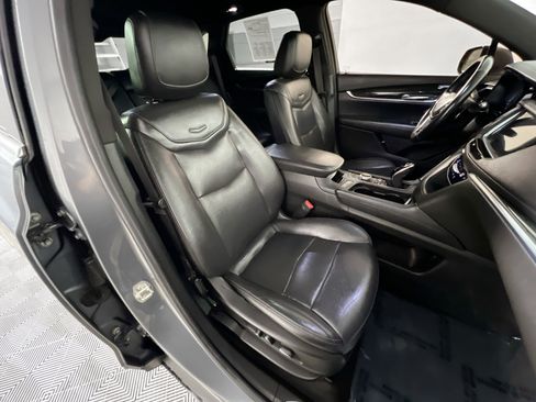 Used 2021 Cadillac XT5 Premium Luxury FWD image 29