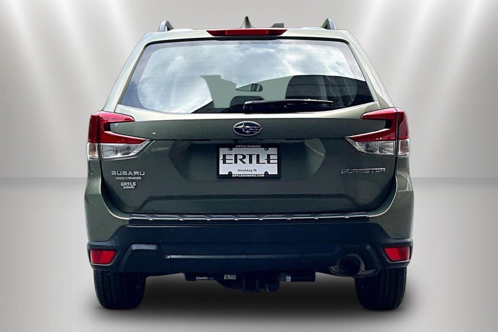 Used 2020 Subaru Forester w/ Alloy Wheel Package AWD/4WD image 6