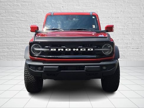 Used 2023 Ford Bronco Outer Banks w/ Sasquatch Package AWD/4WD image 2