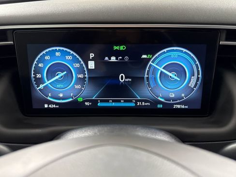 Used 2024 Hyundai Tucson Limited AWD/4WD image 17