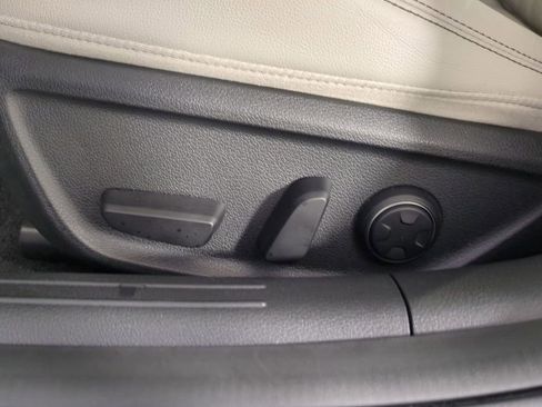 Used 2023 Genesis G70 2.0T w/ Sport Prestige Package image 21