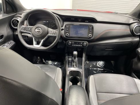 Used 2023 Nissan Kicks SR w/ SR Premium Package FWD image 20