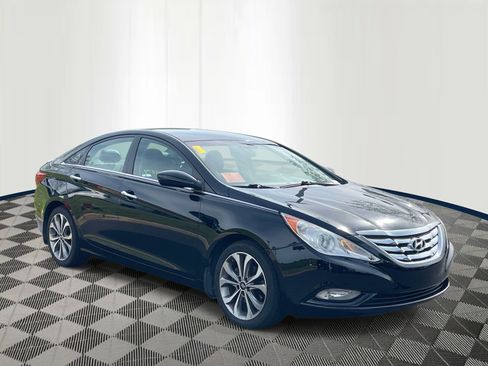 Used 2013 Hyundai Sonata SE image 3