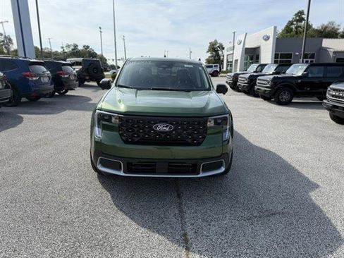 New 2025 Ford Maverick Lariat w/ 4K Tow Package image 8