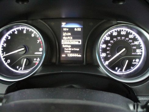 Used 2019 Toyota Camry LE FWD image 17