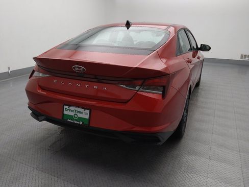 Used 2021 Hyundai Elantra SEL FWD image 7