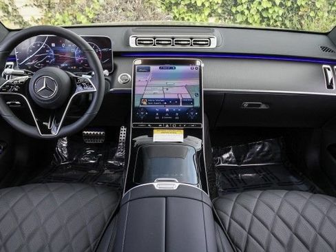 New 2025 Mercedes-Benz S 580 4MATIC Sedan image 12
