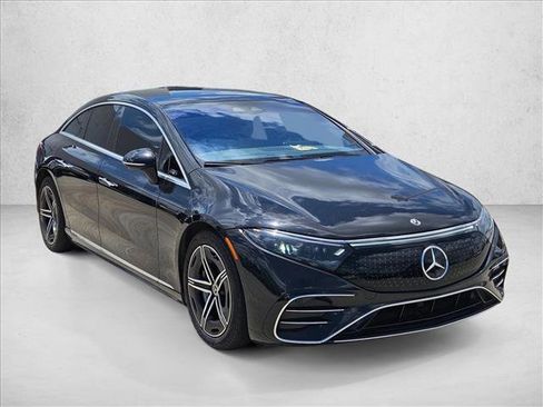 Used 2023 Mercedes-Benz EQS 450+ 4MATIC Sedan image 3
