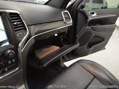 Used 2017 Jeep Grand Cherokee Trailhawk w/ Trailhawk Luxury Group image 35