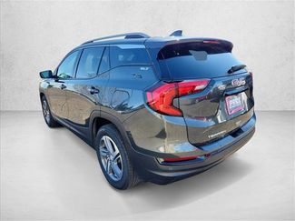 Used 2021 GMC Terrain SLT w/ LPO, Dark Accent Package video 3