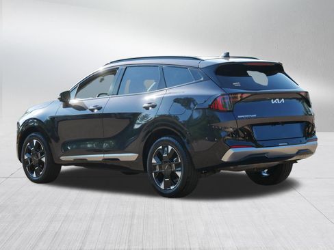 Certified 2026 Kia Sportage SX AWD/4WD image 5