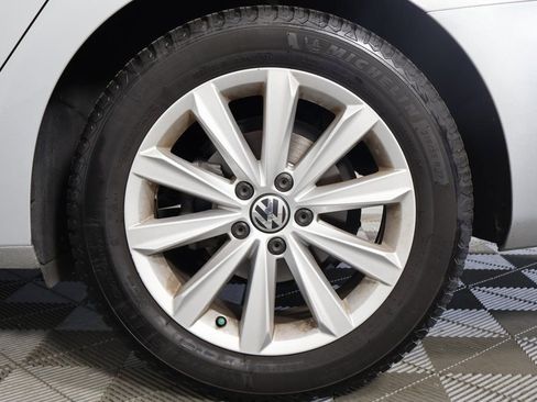Used 2013 Volkswagen Passat 2.5 SEL Premium FWD image 16