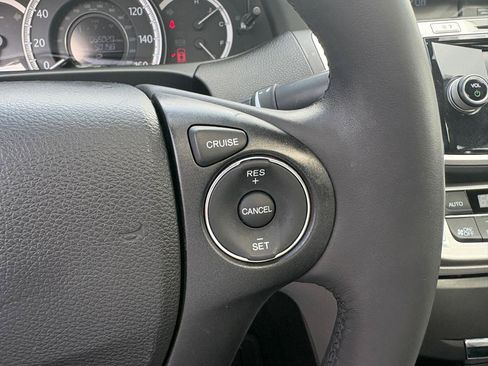 Used 2015 Honda Accord EX-L image 16