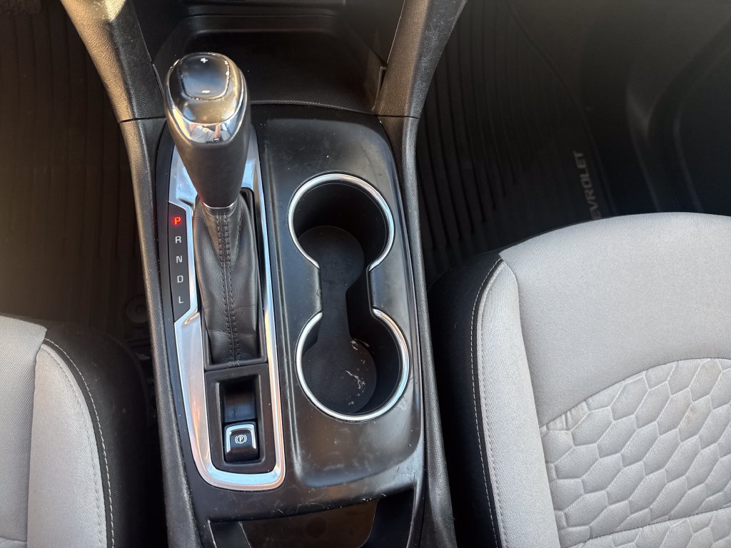 Used 2018 Chevrolet Equinox LT FWD image 22