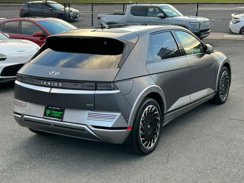 Used 2024 Hyundai Ioniq 5 Limited image 5