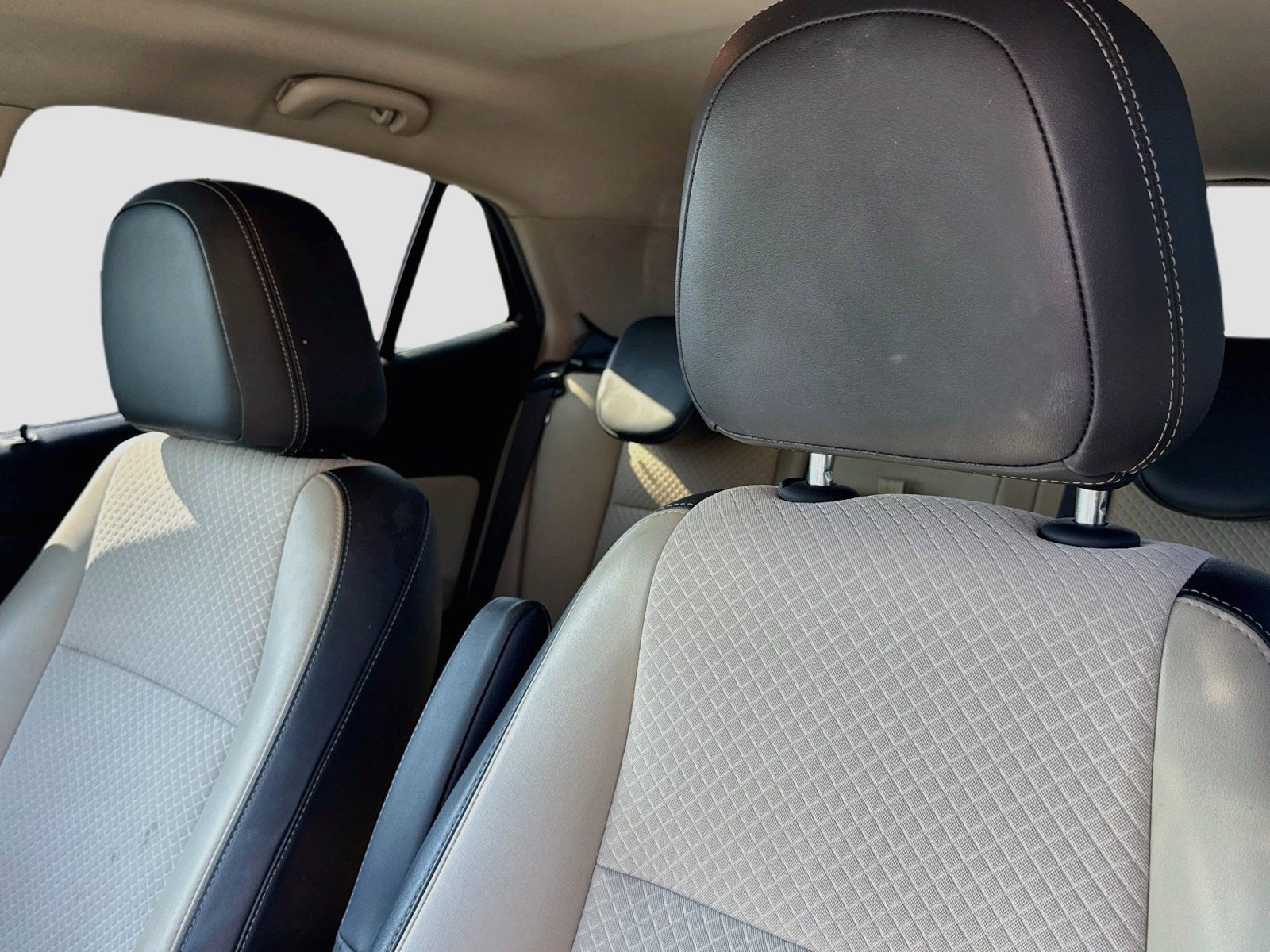 Used 2020 Buick Encore Preferred w/ Safety Package FWD image 22