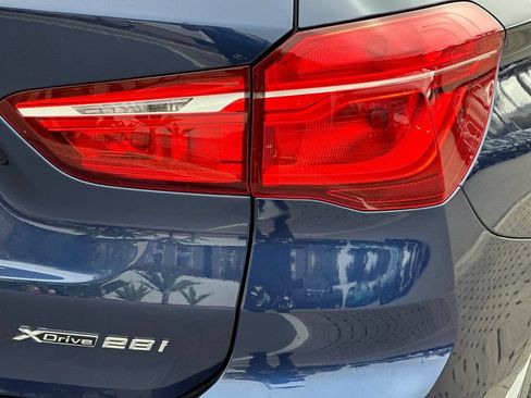 Used 2018 BMW X1 xDrive28i AWD/4WD image 32