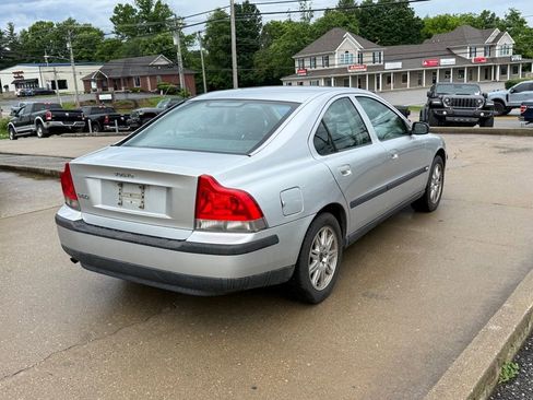 Used 2004 Volvo S60 2.4 FWD image 6