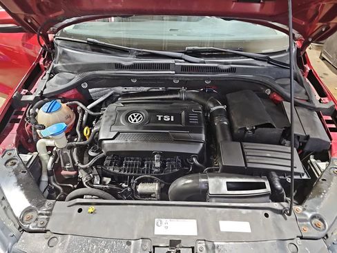 Used 2016 Volkswagen Jetta SEL w/ Lighting Package image 28