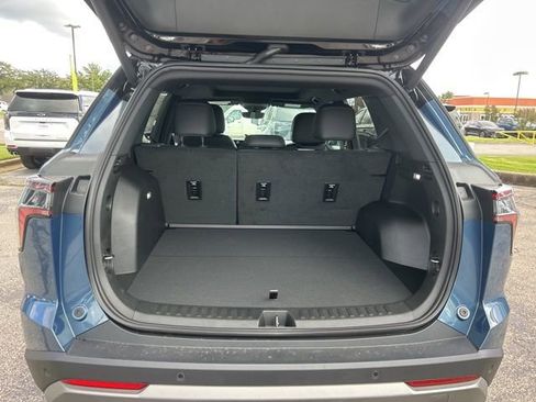 New 2026 Chevrolet Equinox LT w/ Convenience Package II image 31